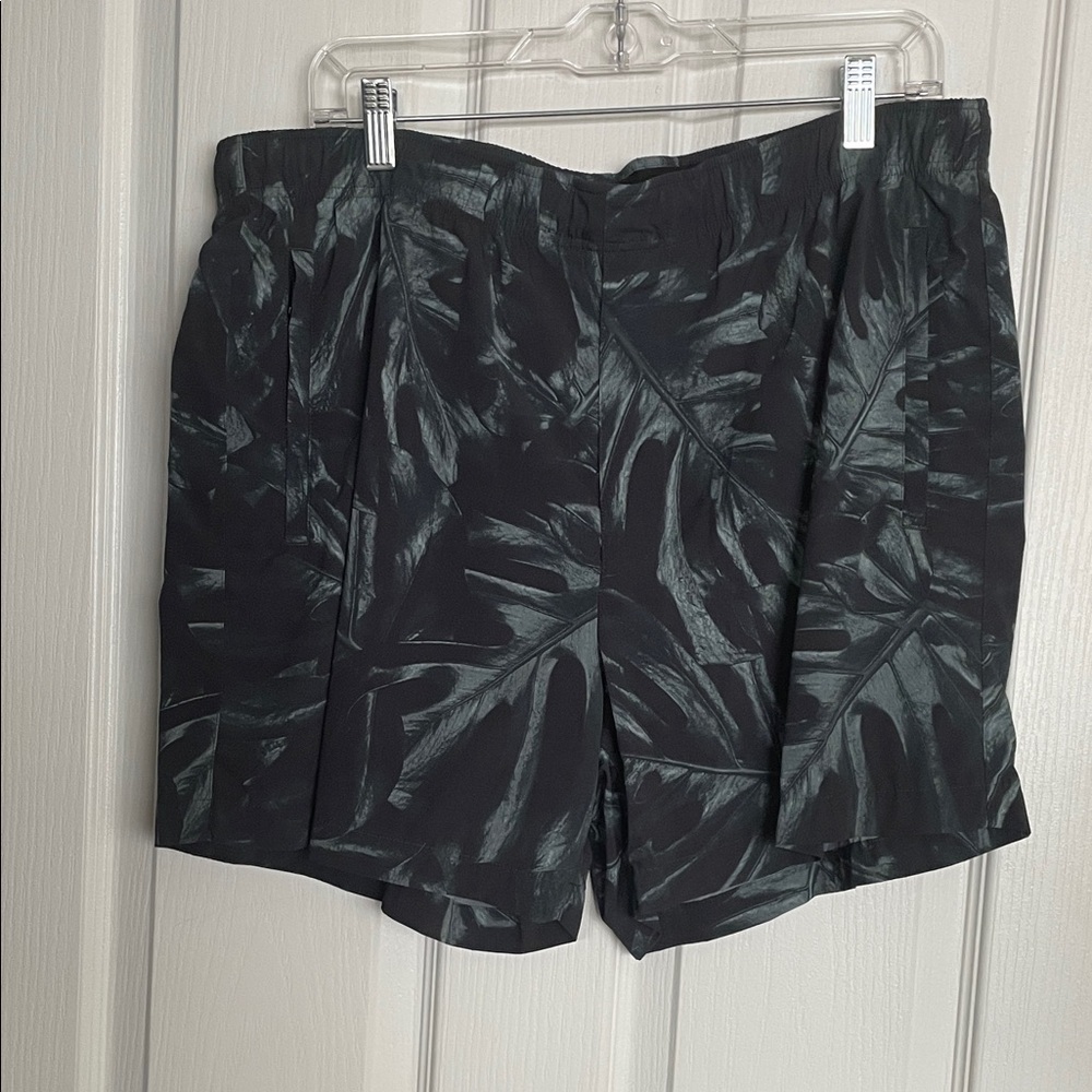 THEORY - Jace - Green Leaf Print Swim Trunks